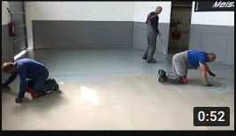 Műgyanta padló záróréteg felvitele (2).